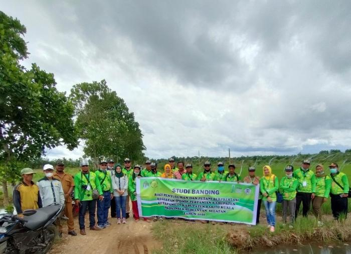 KUNJUNGI BATOLA, PETANI KETAPANG DAPAT PENGETAHUAN BARU