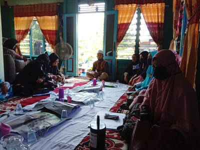 KEGIATAN PENYULUHAN P2L DI KELOMPOK EMBUN PAGI KELURAHAN SELATPANJANG TIMUR