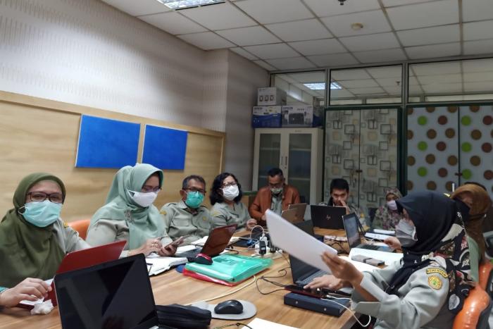 EMPAT ASPEK BERKELANJUTAN PEMBANGUNAN PERKEBUNAN  KELAPA SAWIT 