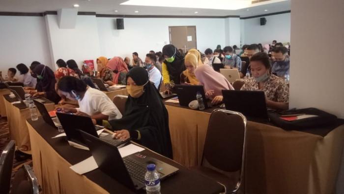 APRESIASI PETUGAS ADMIN SIMLUHTAN MENDUKUNG KOSTRATANI TAHUN 2020