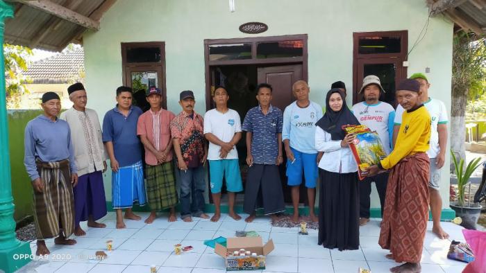 Pembagian Bantuan Benih Padi Di Kec. Wonosari Kab. Bondowoso