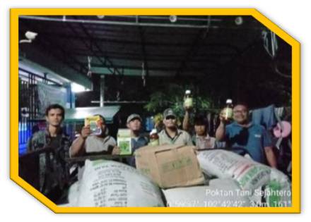 Penyerahan Bantuan Benih Sayuran Di Kelompok Tani Sejahtera