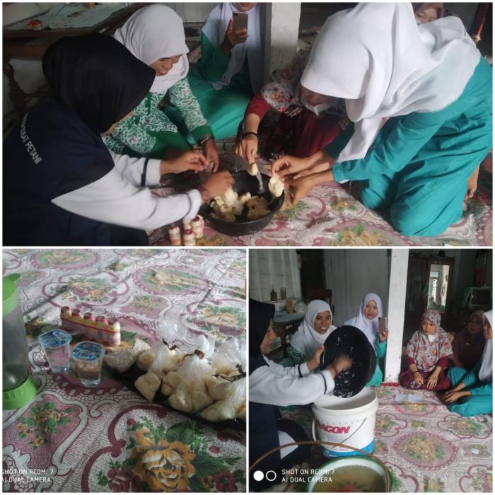 BERSAMA KELOMPOK WANITA TANI BERKARYA  MEMBUAT PEMBENAH TANAH DARI TAPE YOGHURT