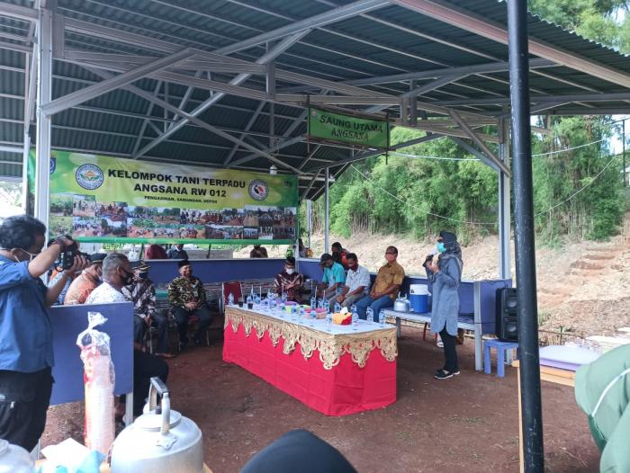 Pemberdayaan Kelompok Tani Terpadu Angsana bersama Kepala DKP3, Camat Sawangan dan PPL BPP Sawangan 