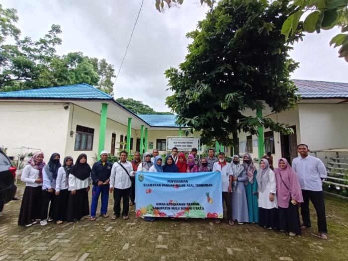 Penyuluhan Keamanan Pangan Segar Asal Tumbuhan Oleh Dinas Ketahanan Pangan Kabupaten HSU Di BPP Kec. Sungai Pandan 