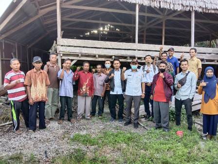 KEGIATAN VALIDASI BANTUAN TERNAK SAPI DI KELOMPOK KUBE KUDA LAUT DESA MAINI DARUL AMAN