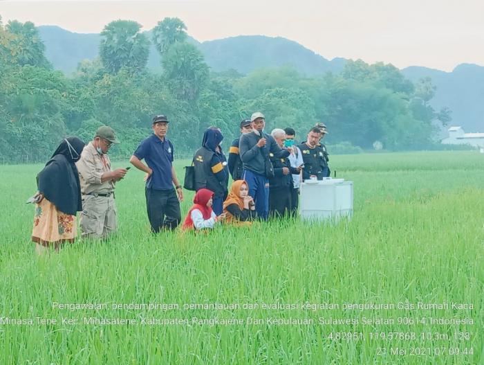 Kegiatan Pemasangan Alat dan Simulasi Pengukuran Emisi Gas Rumah Kaca  di BPP Minasatene, Kab. Pangkep