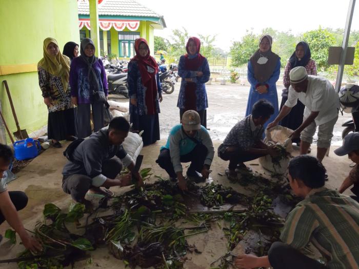 Pelatihan Tematik Pertanian Pembuatan Pupuk Trichokompos 