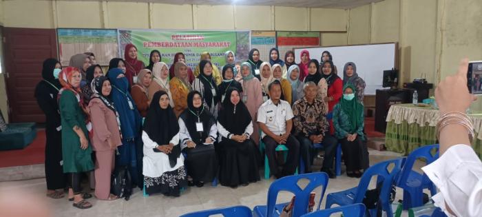 Antusias Ibu-ibu Pkk Dalam Mengikuti Pelatihan Hidroponik Dan Tabulampot Jambu Madu 